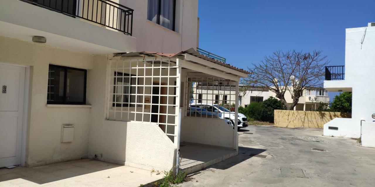 Isabella Townhouse Villa Paphos Buitenkant foto